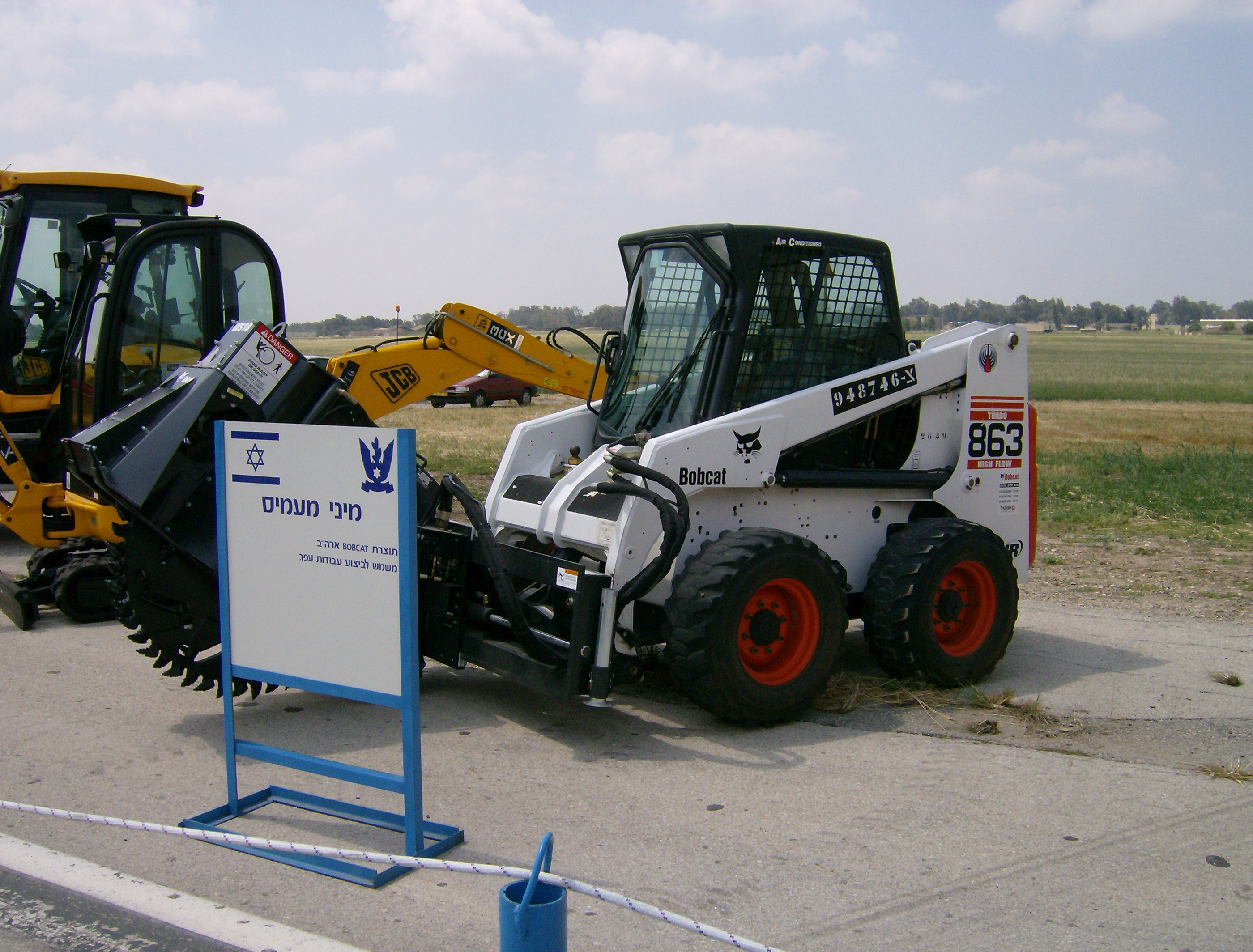 Bobcat Skid Steer
