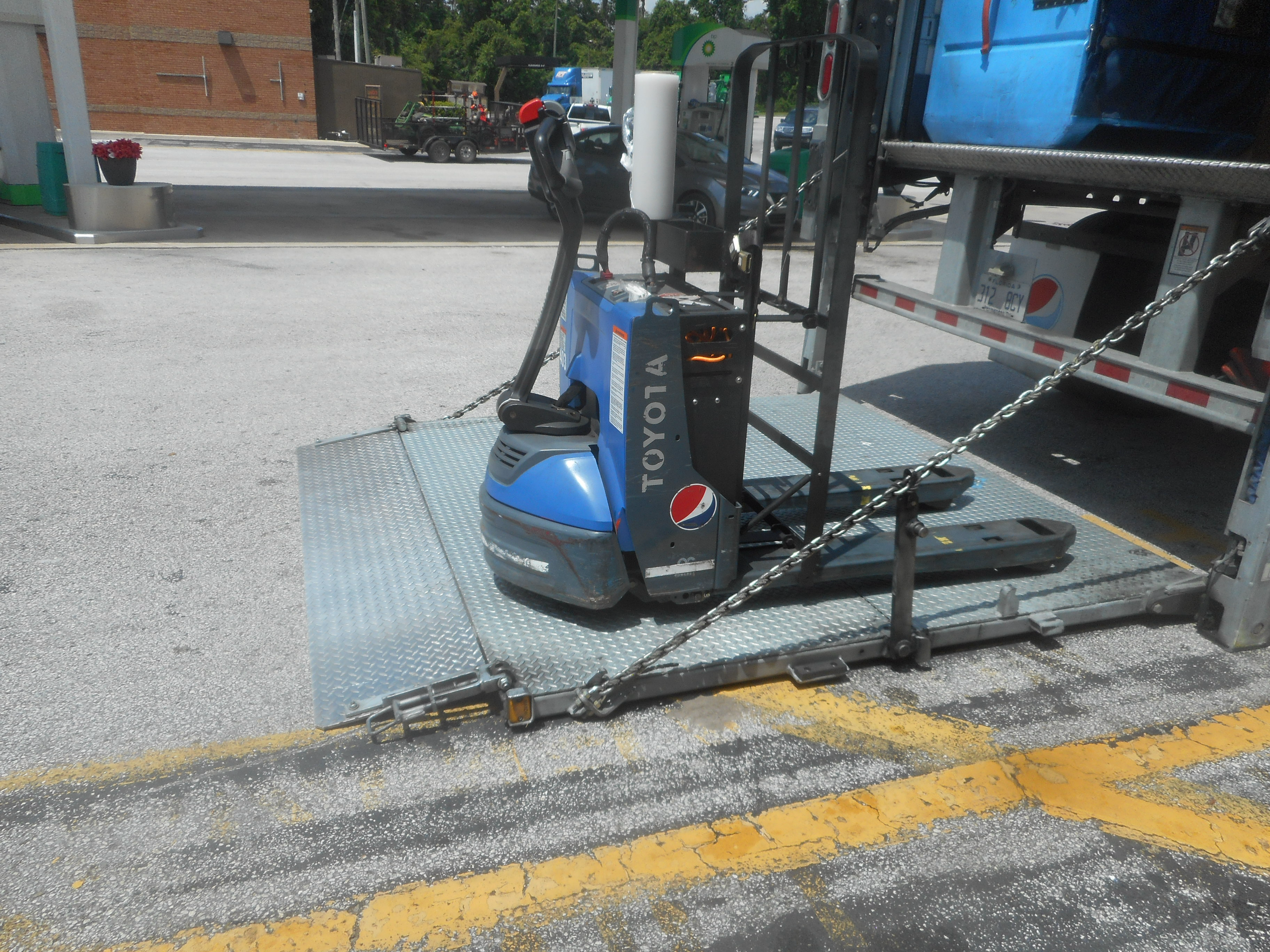 Electric Forklift